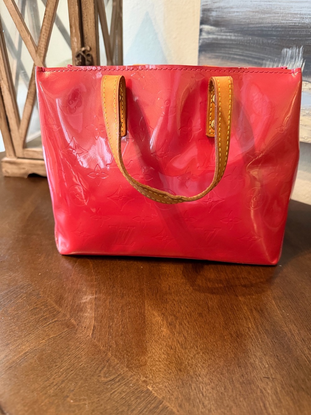 Authentic Louis Vuitton Vernis Reade PM Hand Bag Red